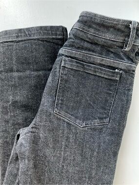 No. 6 Store | Classic High-Rise Black Wash Jeans